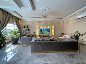 Earthy Modern 4 Bedroom Villa